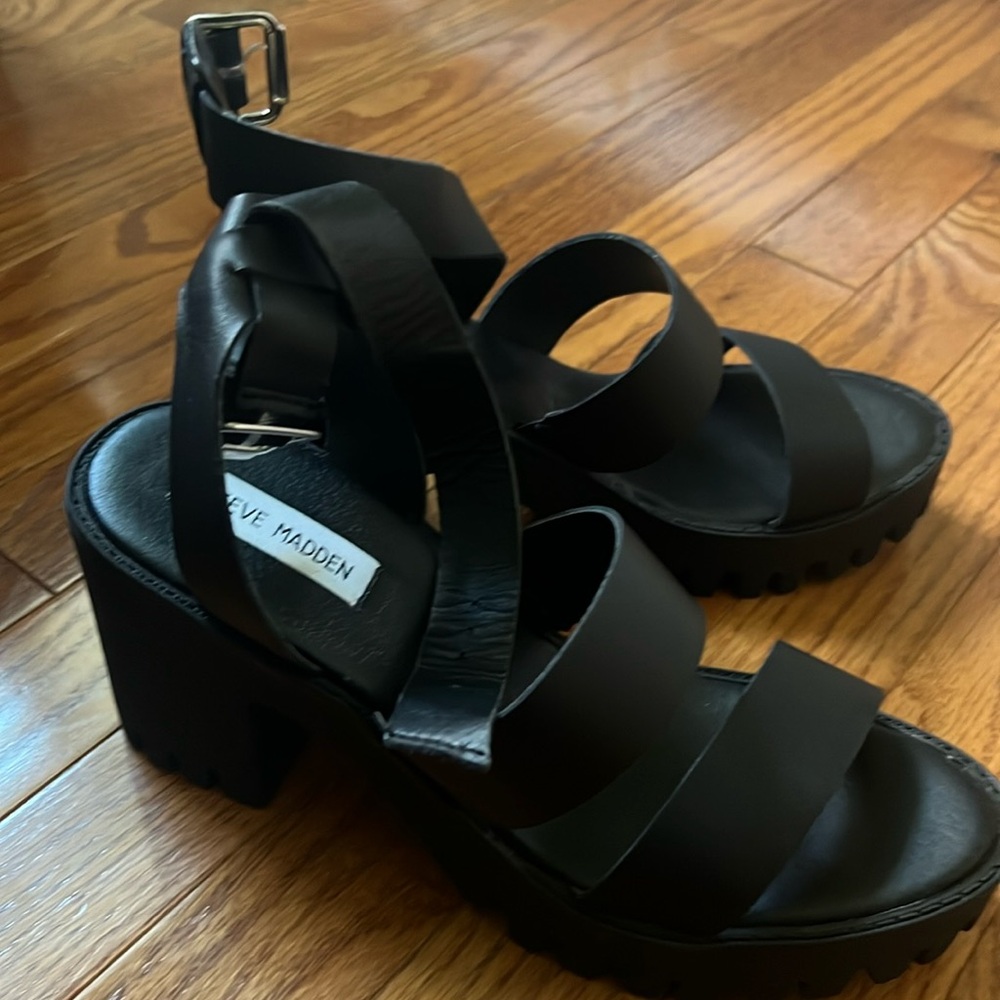 Steve Madden genuine leather black sandles